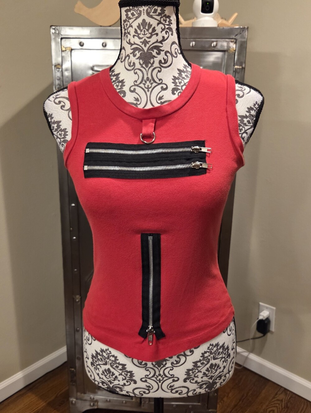 Zipper & D-ring Y2K Sleeveless Bondage Shirt Tank